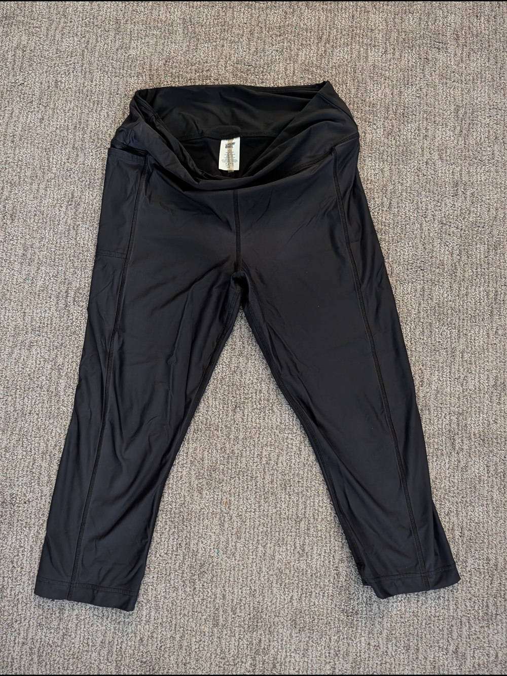 Lands' End Black High-Rise Performance Capri Leggings